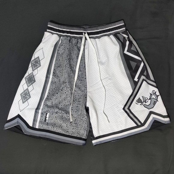 Trillest X Savs X Sole Supremacy Be Like Mike - Picture 1 of 5